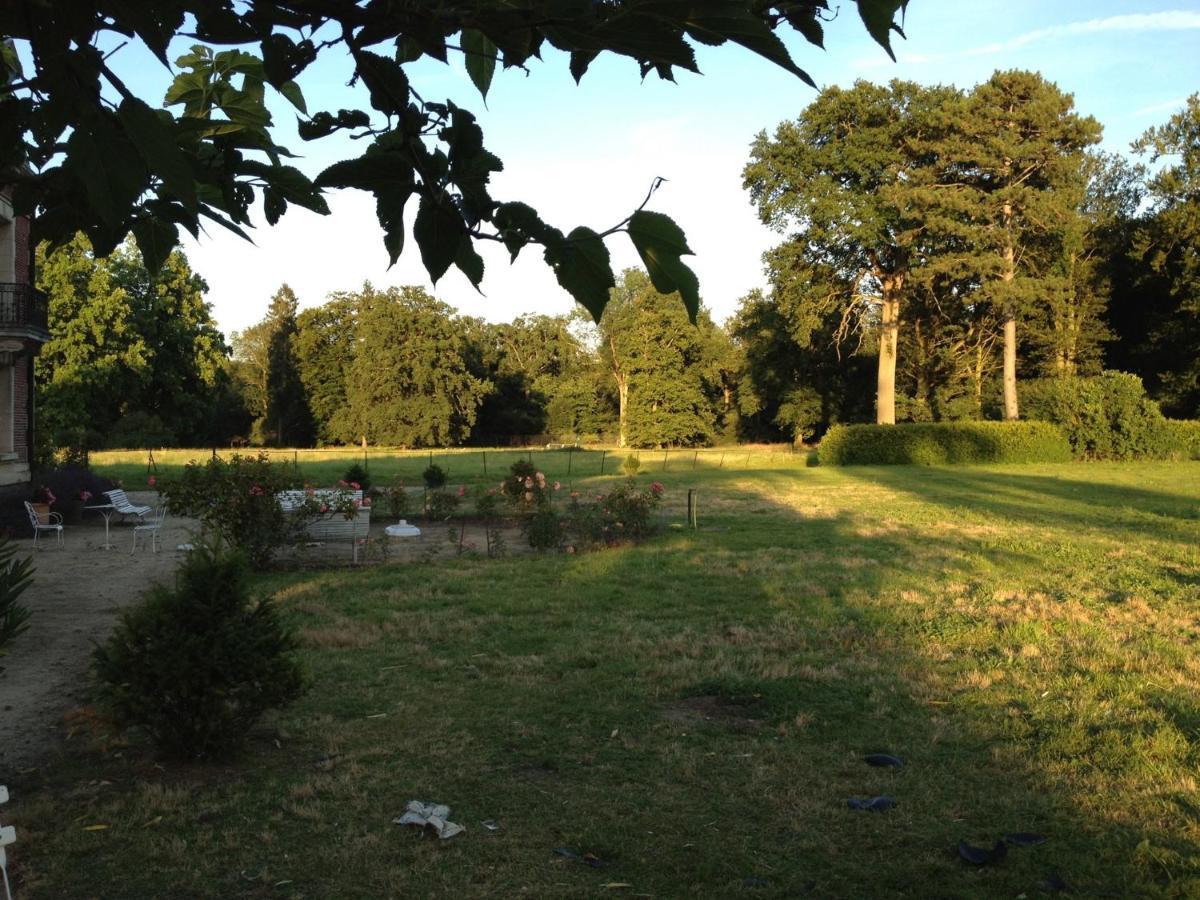Chateau Le Quesnoy Chevrieres  Екстер'єр фото